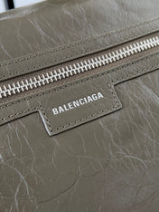 SUPERBUSY LARGE SLING BAG 42 IN KHAKI GREEN LAMBSKIN