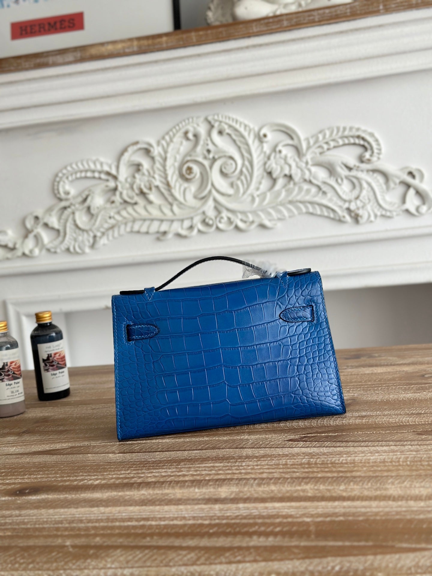 HM 26S KELLY MINI 22MM IN DARK BLUE CROC EMBOSSED CALFSKIN GOLD KELLY BUCKLE