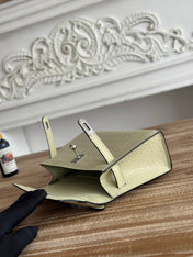 HM 26S KELLY MINI 22MM IN BEIGE CROC EMBOSSED CALFSKIN SILVER KELLY BUCKLE