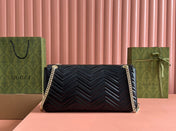 MARMONT SHOULDER BAG 40 IN BLACK CALFSKIN GOLD CHAIN