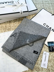 HOUNDSTOOTH SCARF 185 CM IN SHADOW GRAY CASHMERE 393122