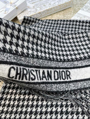 DIOR 26S SCARF 200 IN CASHMERE 513722