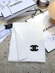 CHANEL 25S SCARF 175 IN WOOL 991923