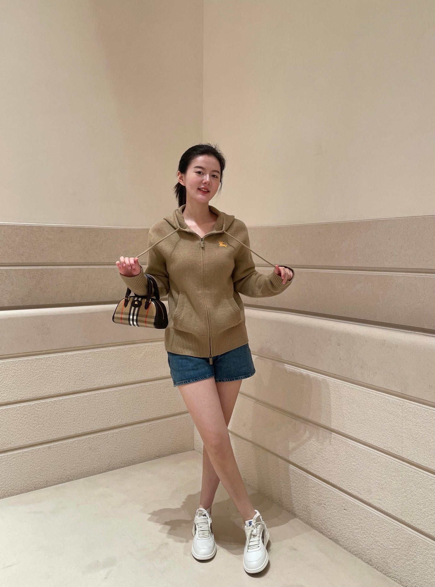 BURBERRY 25S KNITTED ZIP-UP JACKET 082