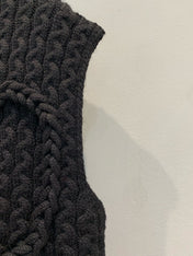 LOEWE KNIT VEST STYLE 227