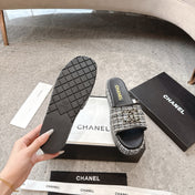 PLASTFORM HEELS IN BLACK TWEED AND CALFSKIN