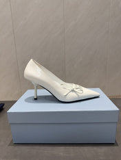 PRADA 26S POINTED TOE HEELS 75MM IN WHITE CALFSKIN WITH BOW