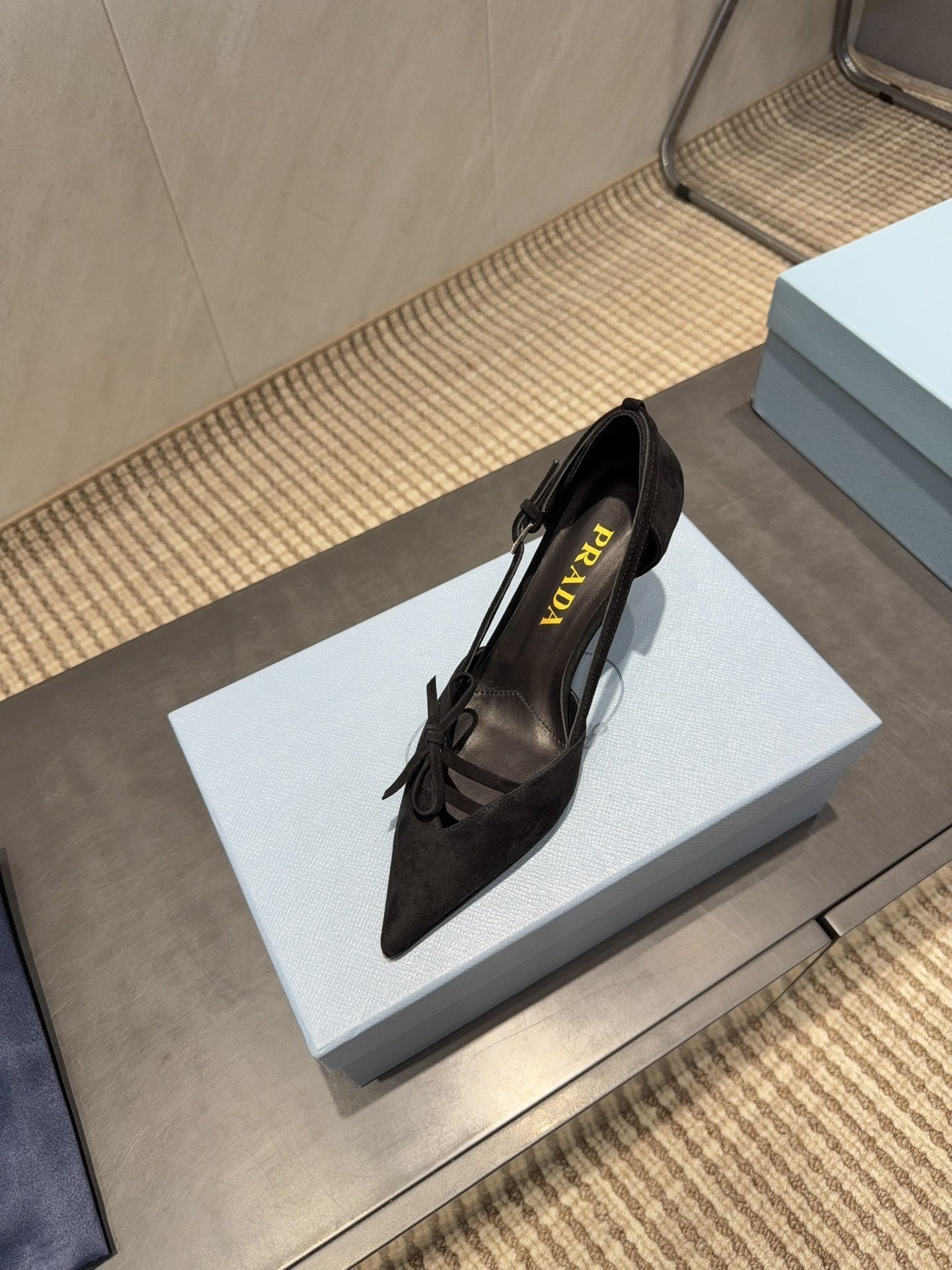 PRADA 26S POINTED TOE CUT OUT HIGH HEELS 75MM IN BLACK SUEDE WITH BOW