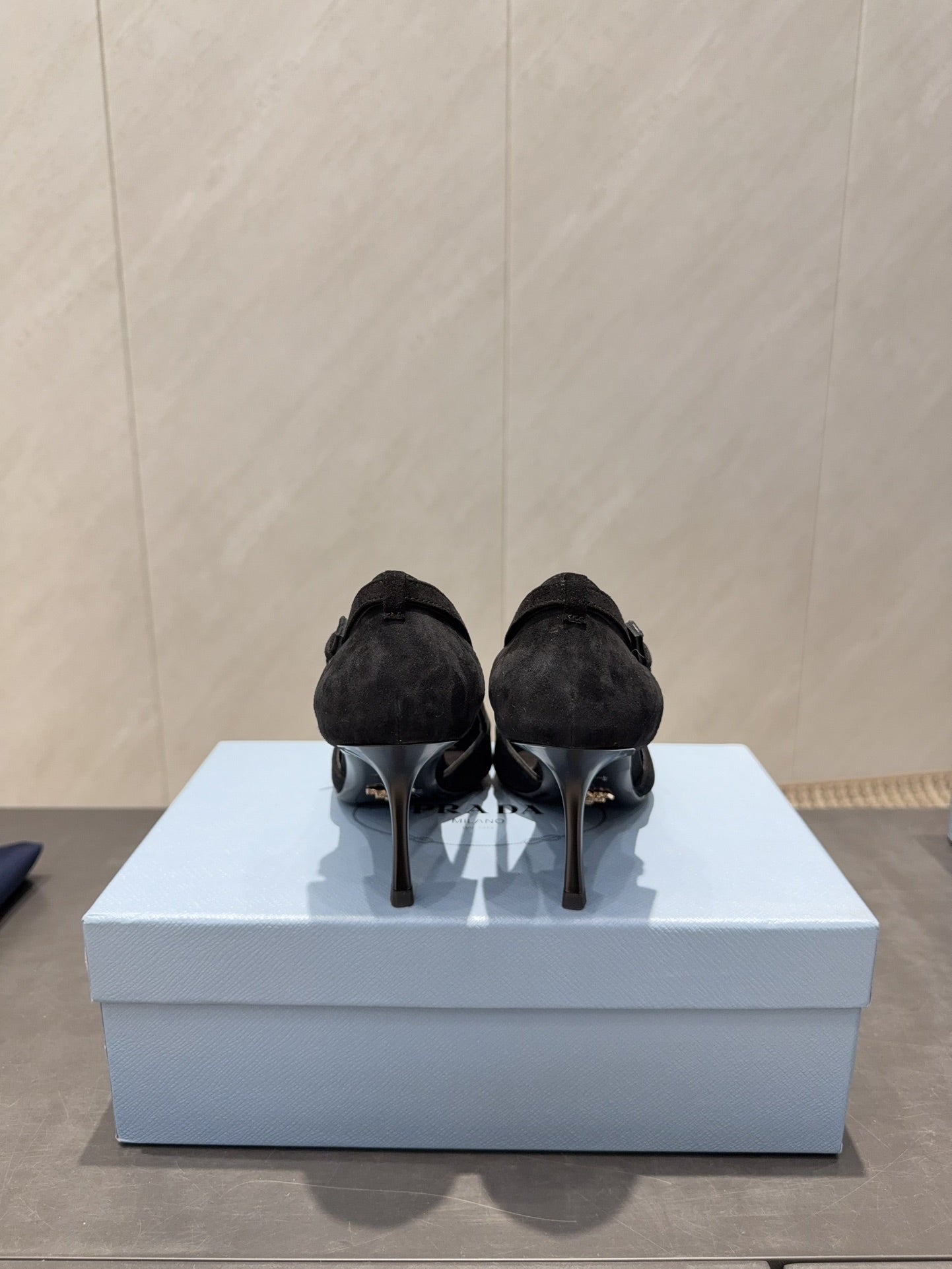 PRADA 26S POINTED TOE CUT OUT HIGH HEELS 75MM IN BLACK SUEDE WITH BOW