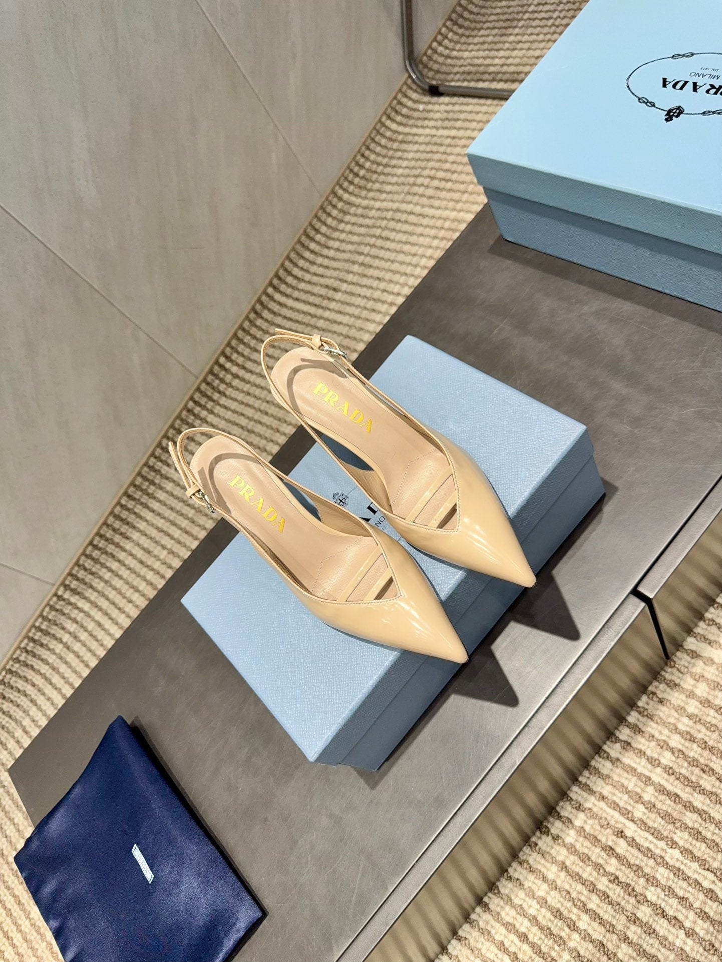 PRADA 26S POINTED TOE SLINGBACK HIGH HEELS 75MM IN BEIGE CALFSKIN
