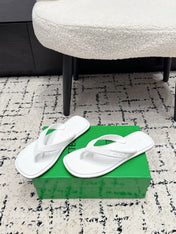 BOTTEGA VENETA 26S THONG SANDALS IN WHITE TPU