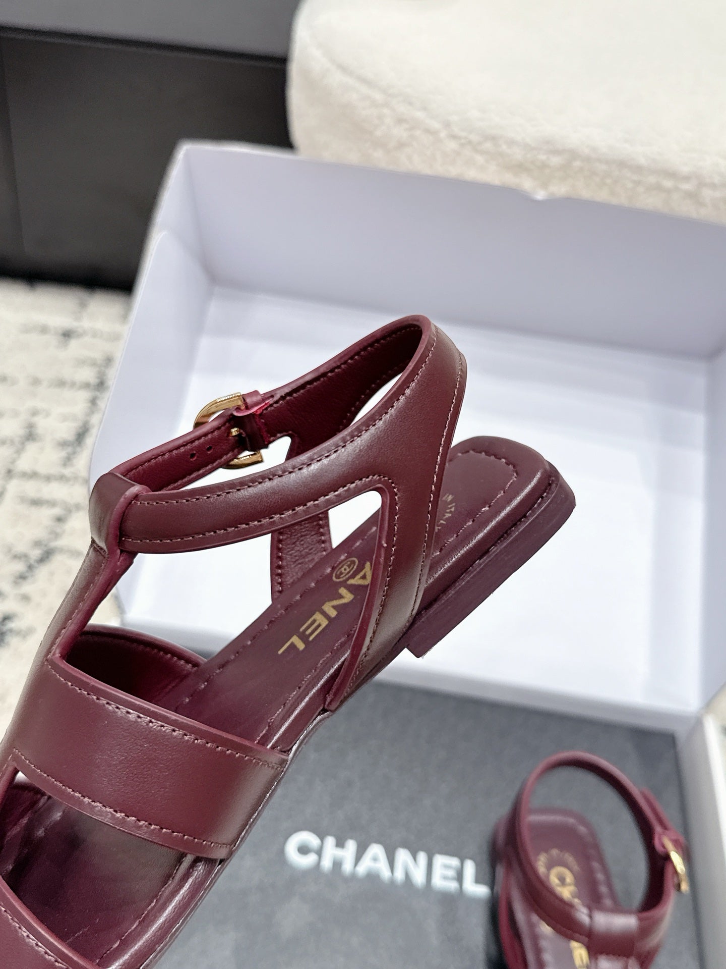 CHANEL 26S SANDALS IN DARK RED CALFSKIN WITH GOLD HARDWARE