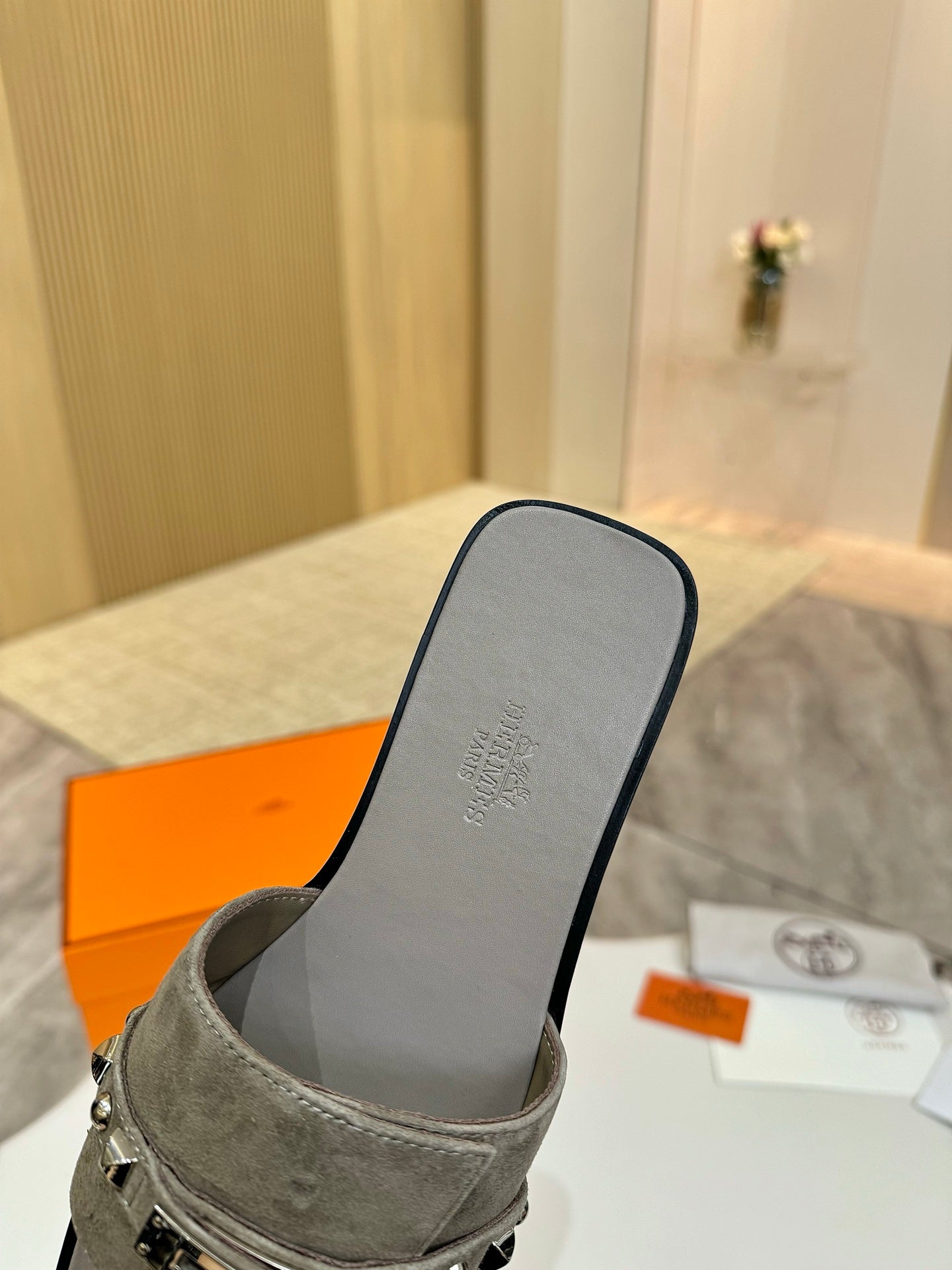HM 26S GIULIA SANDAL IN GREY SUEDE AND CALFSKIN SILVER HARDWAREC