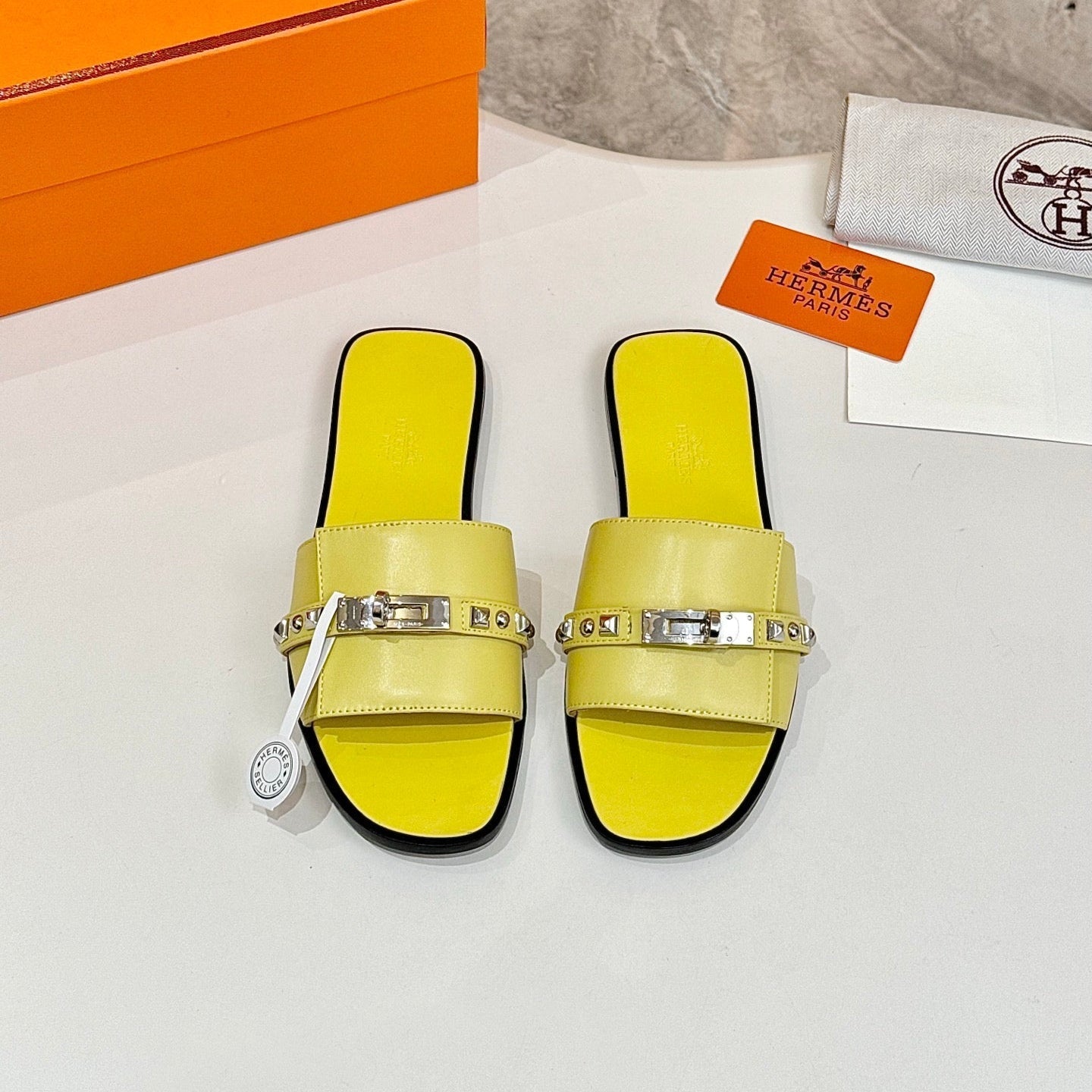 HM 26S GIULIA SANDAL IN YELLOW CALFSKIN SILVER HARDWARE