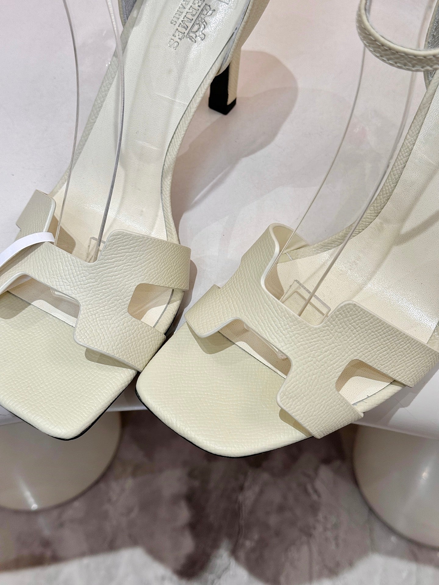HM 26S H HIGH HEEL SANDALS 90MM IN IVORY WHITE GRAINED CALFSKIN