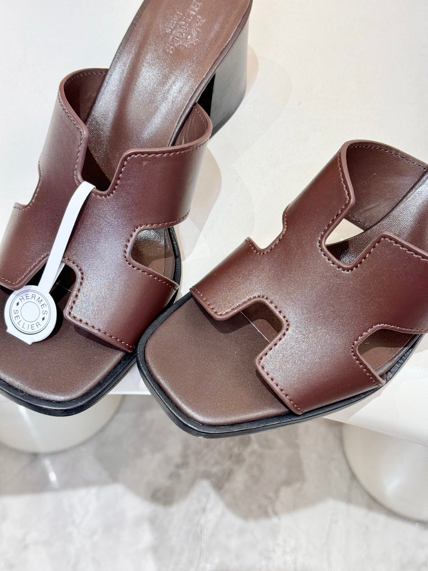 HM 26S HELIA SANDAL 70MM IN DARK BROWN CALFSKIN