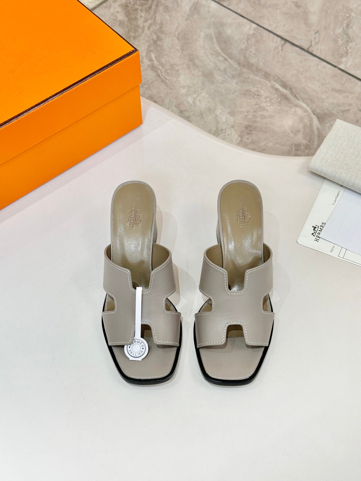 HM 26S HELIA SANDAL 70MM IN TAUPE BEIGE CALFSKIN