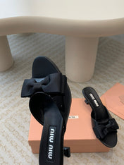 Black Mid - Heels With Black Bow Calfskin