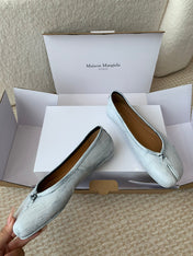 SL TABI BALLERINA FLAT PASTEL LAMBSKIN