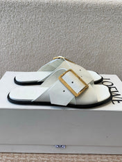 PETAL BELT FLAT SANDAL IN WHITE CALFSKIN