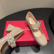 ROGER VIVIER 25S TRÈS VIVIER 50MM IN NUDE CALFSKIN WITH RHINESTONE BUCKLE