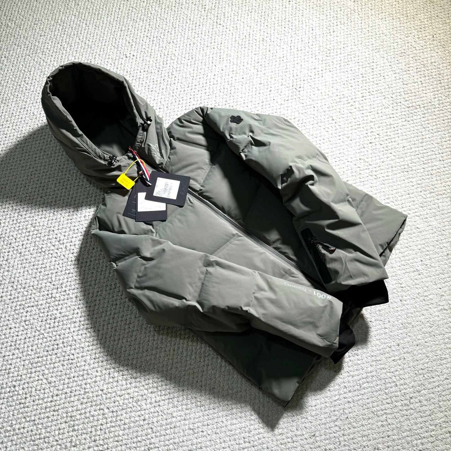 MONCLER 25S DOWN JACKET 425