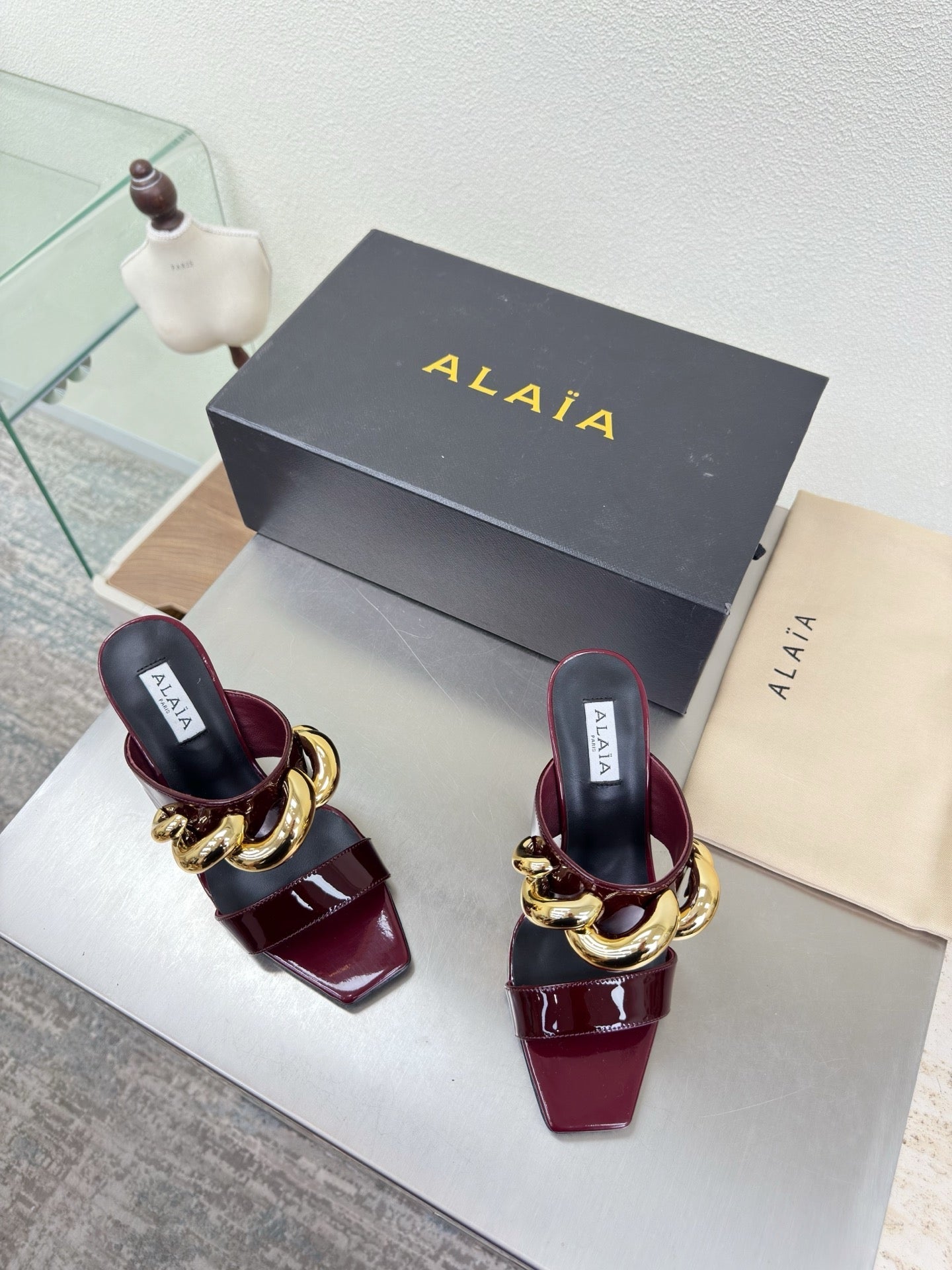 ALAIA 26S DOUBLE STRAP WEDGE SANDALS 110 MM IN DARK RED GLOSSY CALFSKIN WITH GOLD HARDWARE