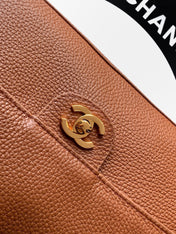 CHANEL 26S SOUPLISSIMO MAXI FLAP MEDIUM 32 IN CARAMEL BROWN GRAINED CALFSKIN GOLD HARDWARE