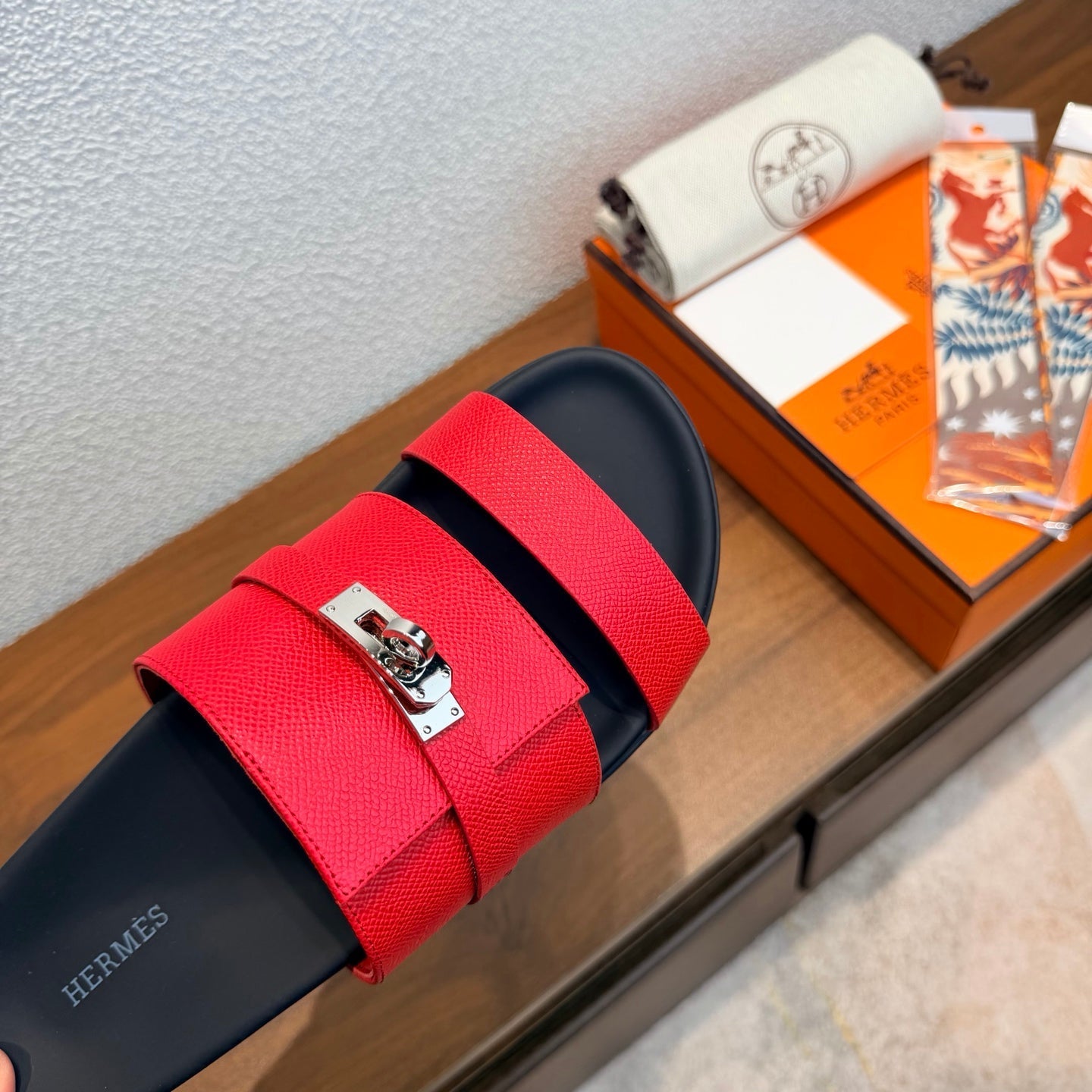 HM 26S KELLY BUCKLE DOUBLE STRAP SANDALS IN RED CALFSKIN
