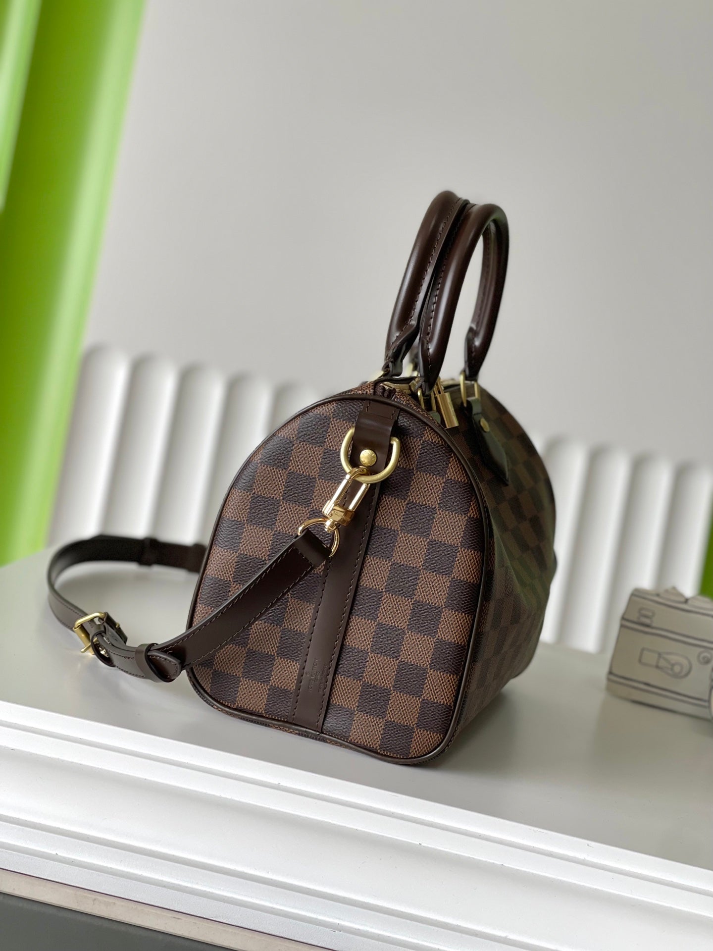 SPEEDY BANDOLIÈRE 25 IN DARK BROWN DAMIER EBENE CANVAS GOLD HARDWARE