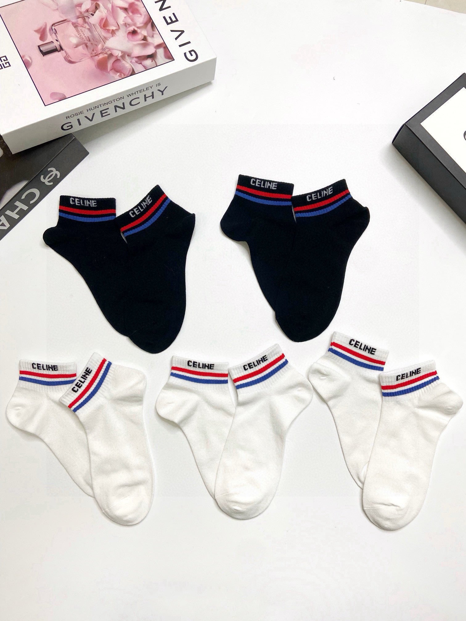 CELINE 26S ANKLE SOCKS 527774 (1 BOX)
