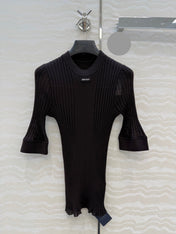 MIUMIU SHORT-SLEEVE SWEATER STYLE 838