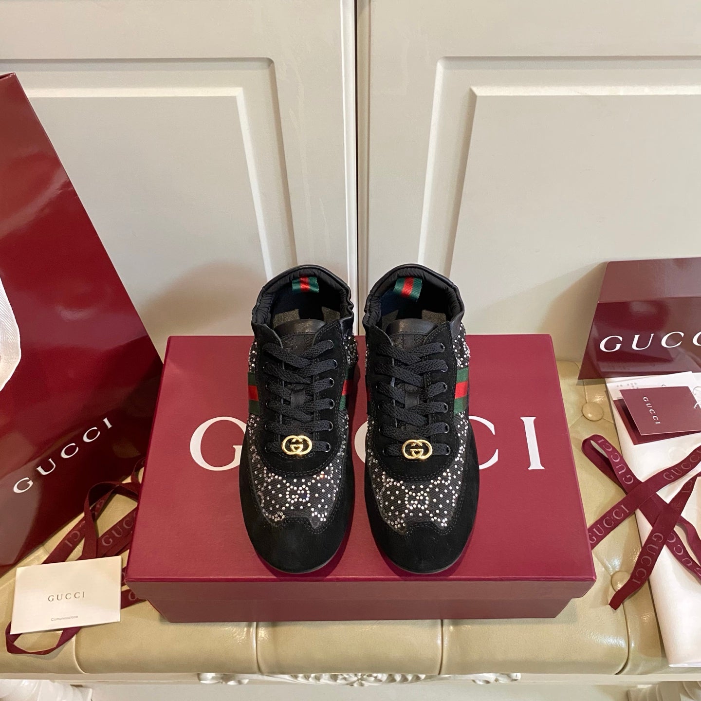 GUCCI 26S SNEAKER IN BLACK SUEDE CRYSTAL EMBELLISHED