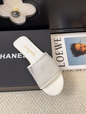 FLAT SLIDE IN WHITE MESH AND SUEDE
