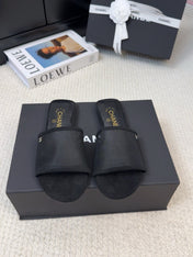 FLAT SLIDE IN BLACK MESH AND SUEDE