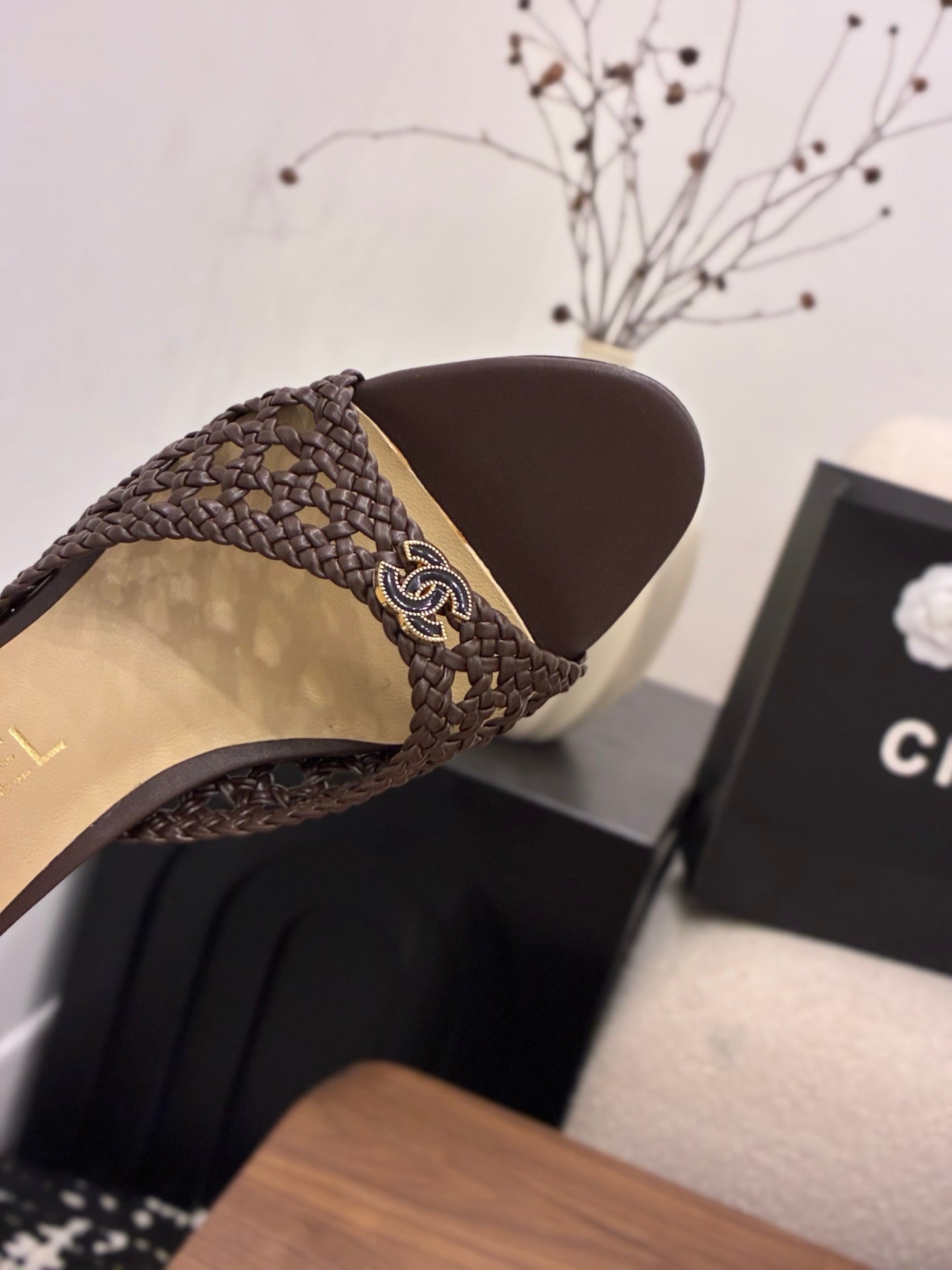 CHANEL 26S HIGH HEELS SANDALS 60 MM IN DARK BROWN WOVEN LAMBSKIN