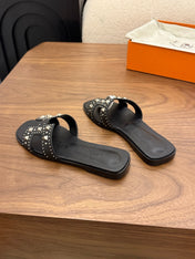 HM 26S ORAN STUDDED SANDALS IN BLACK CALFSKIN