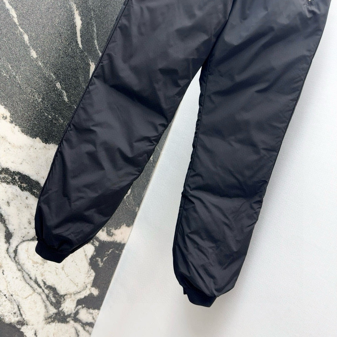 MIUMIU JOGGERS STYLE 508