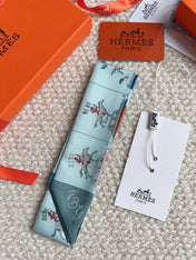 HERMES 26S SCARF 86 IN SILK 309601