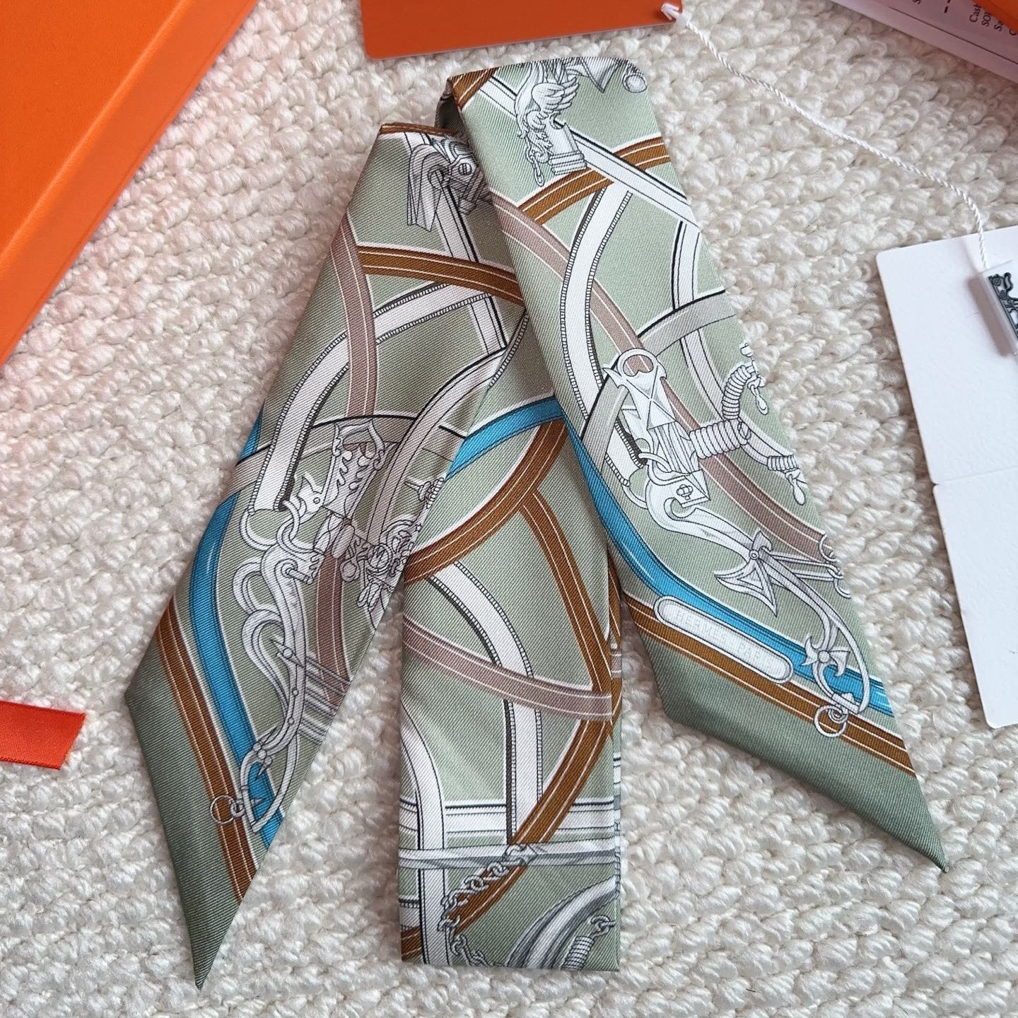 HERMES 26S SCARF 86 IN SILK 309613