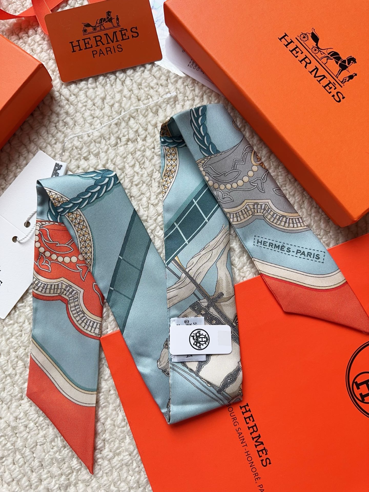 HERMES 26S SCARF 86 IN SILK 309620