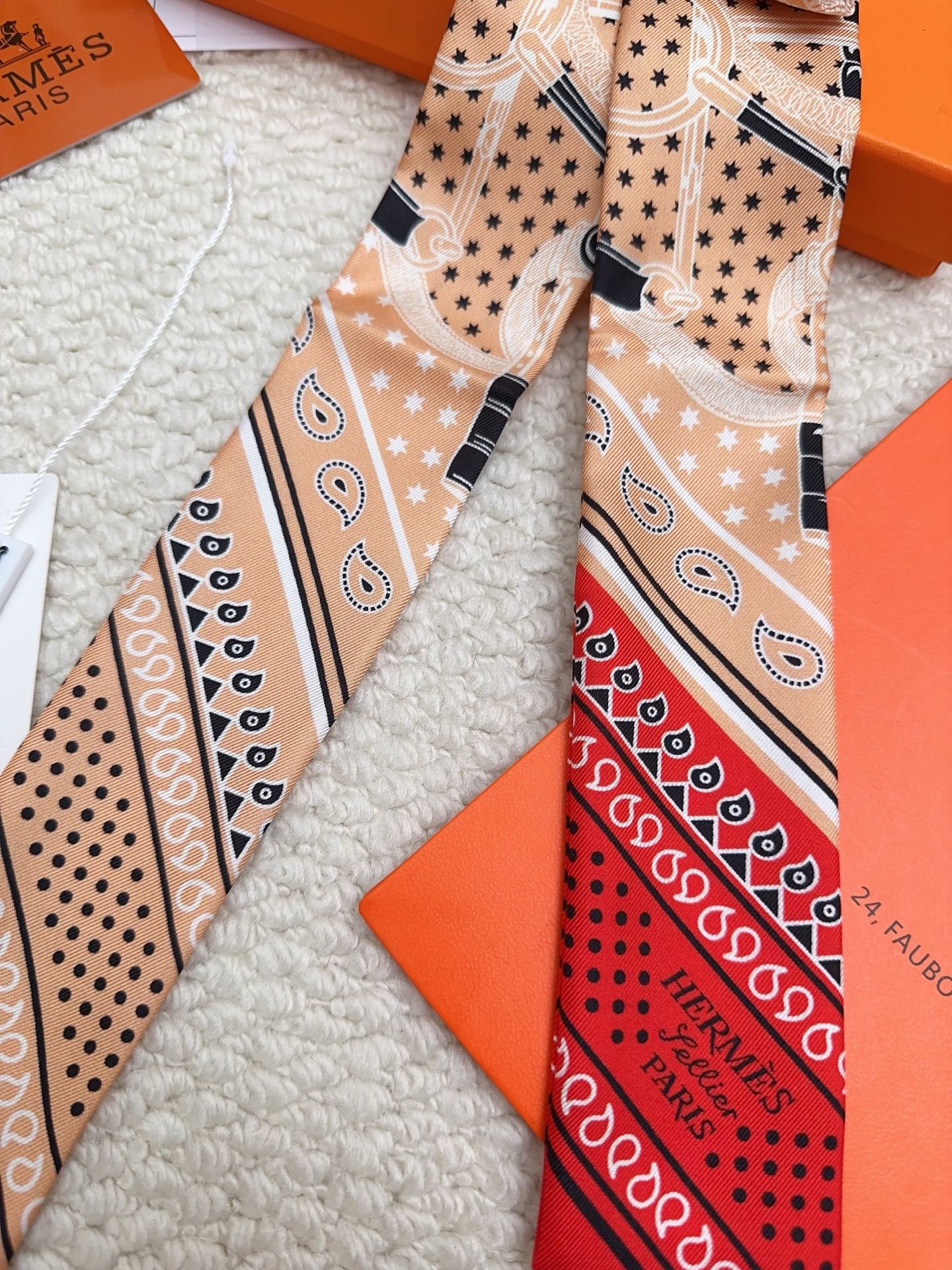 HERMES 26S SCARF 90 IN SILK 309659
