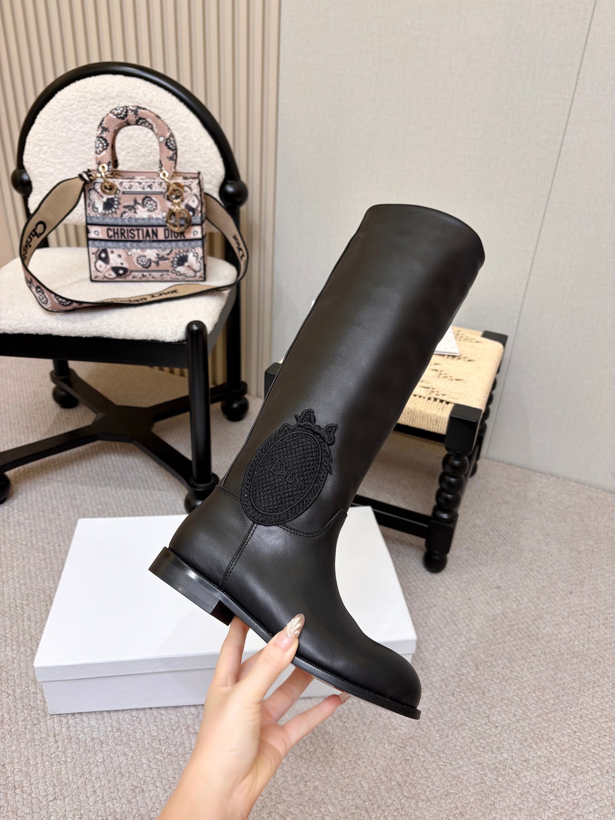 DIOR 26S FLAT OVER-THE-KNEE BOOTS IN BLACK CALFSKIN