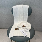 SET HAT AND SCARF IN WHITE WOOL 420824