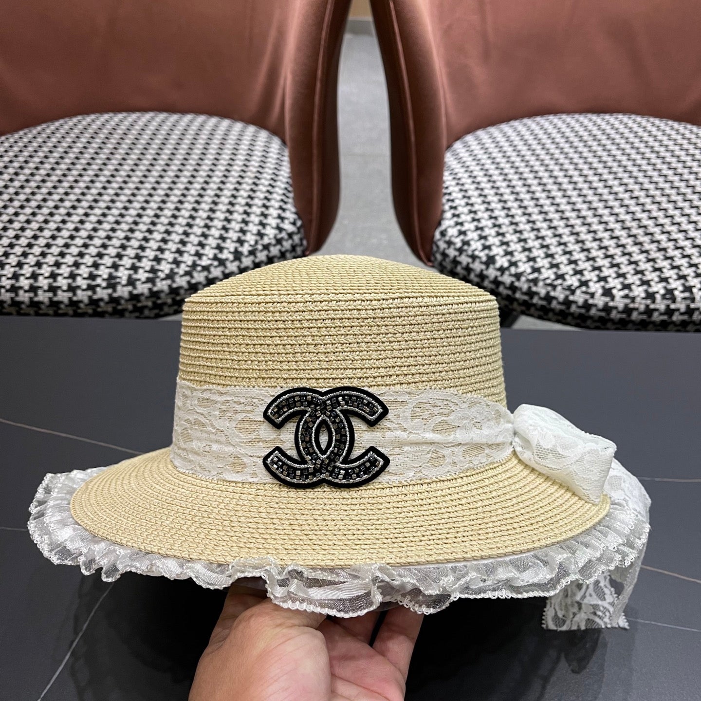 CHANEL 26S LACE & FLORAL TRIM STRAW HAT 337936