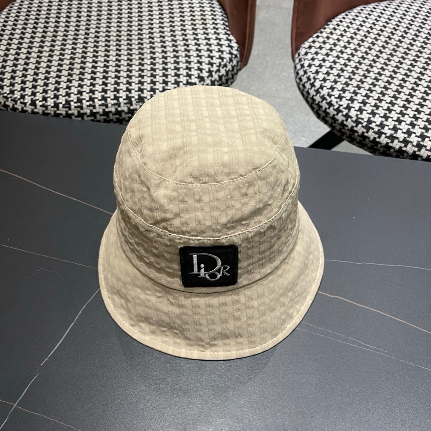 DIOR 26S BUCKET HAT STYLE 120