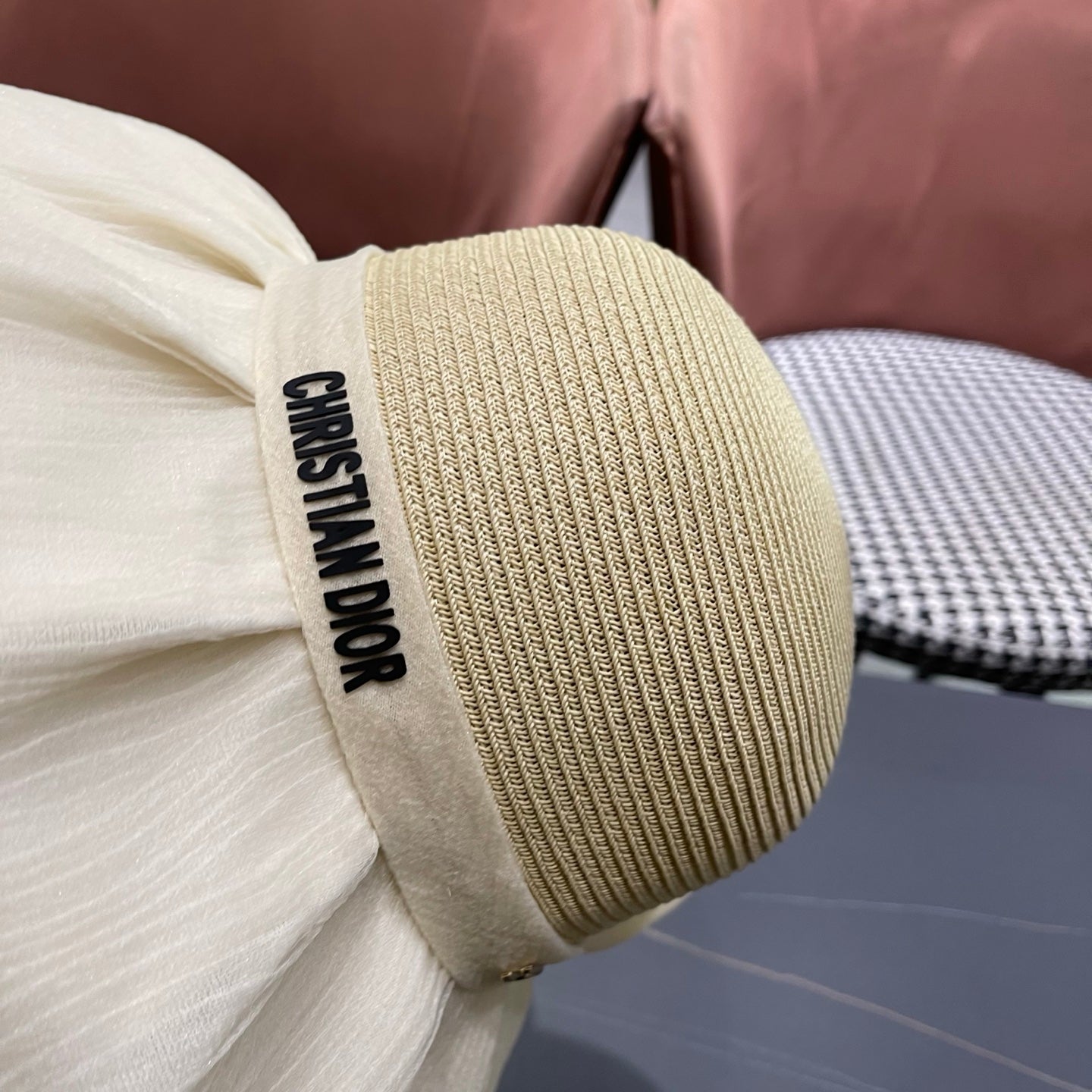 DIOR 26S SILK-BRIM HAT STYLE 73