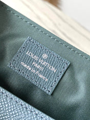 DISTRICT PM 26 IN CELESTE GREEN CALFSKIN