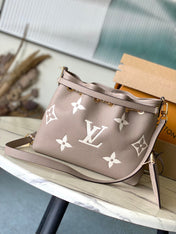 BUNDLE 28 IN TOURTERELLE WHITE MONOGRAM EMPREINTE LEATHER GOLD HARDWARE
