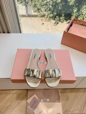 SLIDE SANDALS ATTACHED DIAMOND IN GOLD METALLIC LAMBSKIN